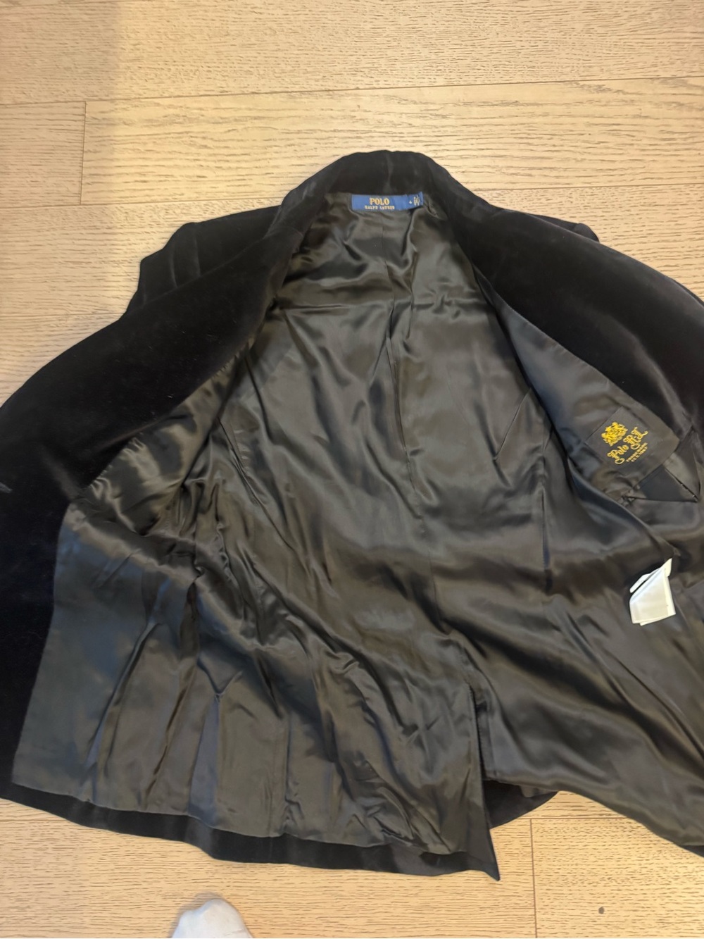Ralph Lauren velvet blazer - Picture 3 of 5